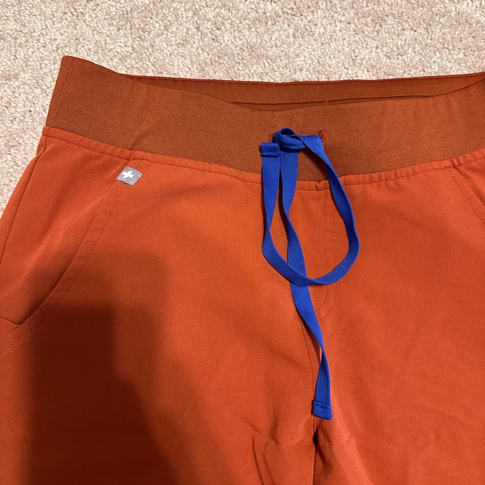 Sm Zamora Figs-Auburn